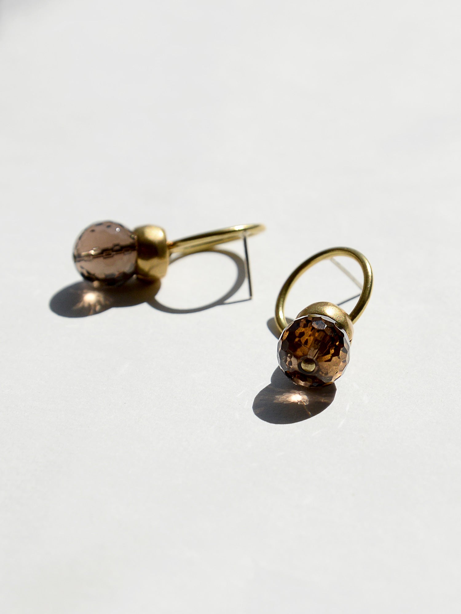 Leo Earrings In Smoke
