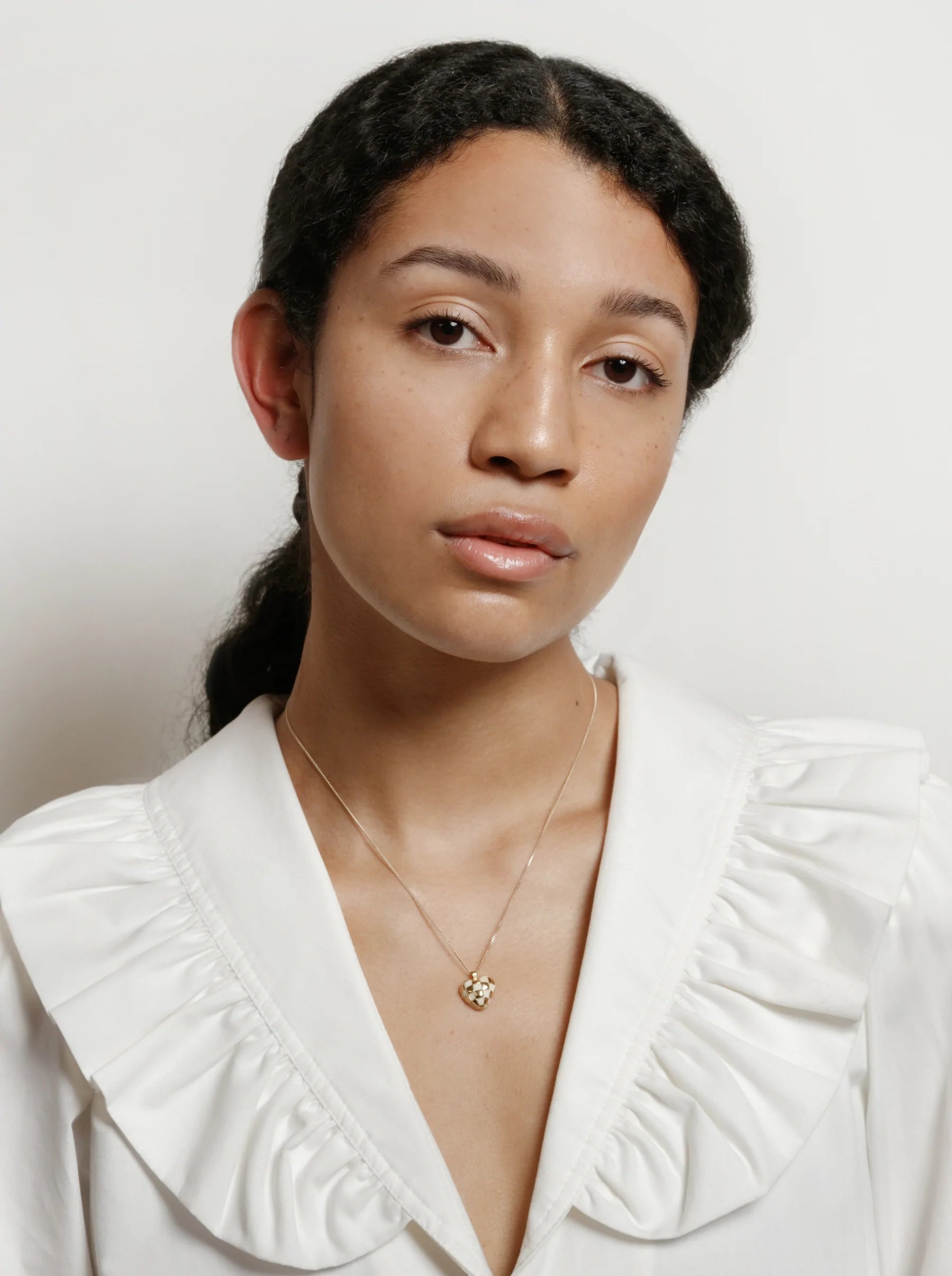 Georgia Necklace In Cream & Gold