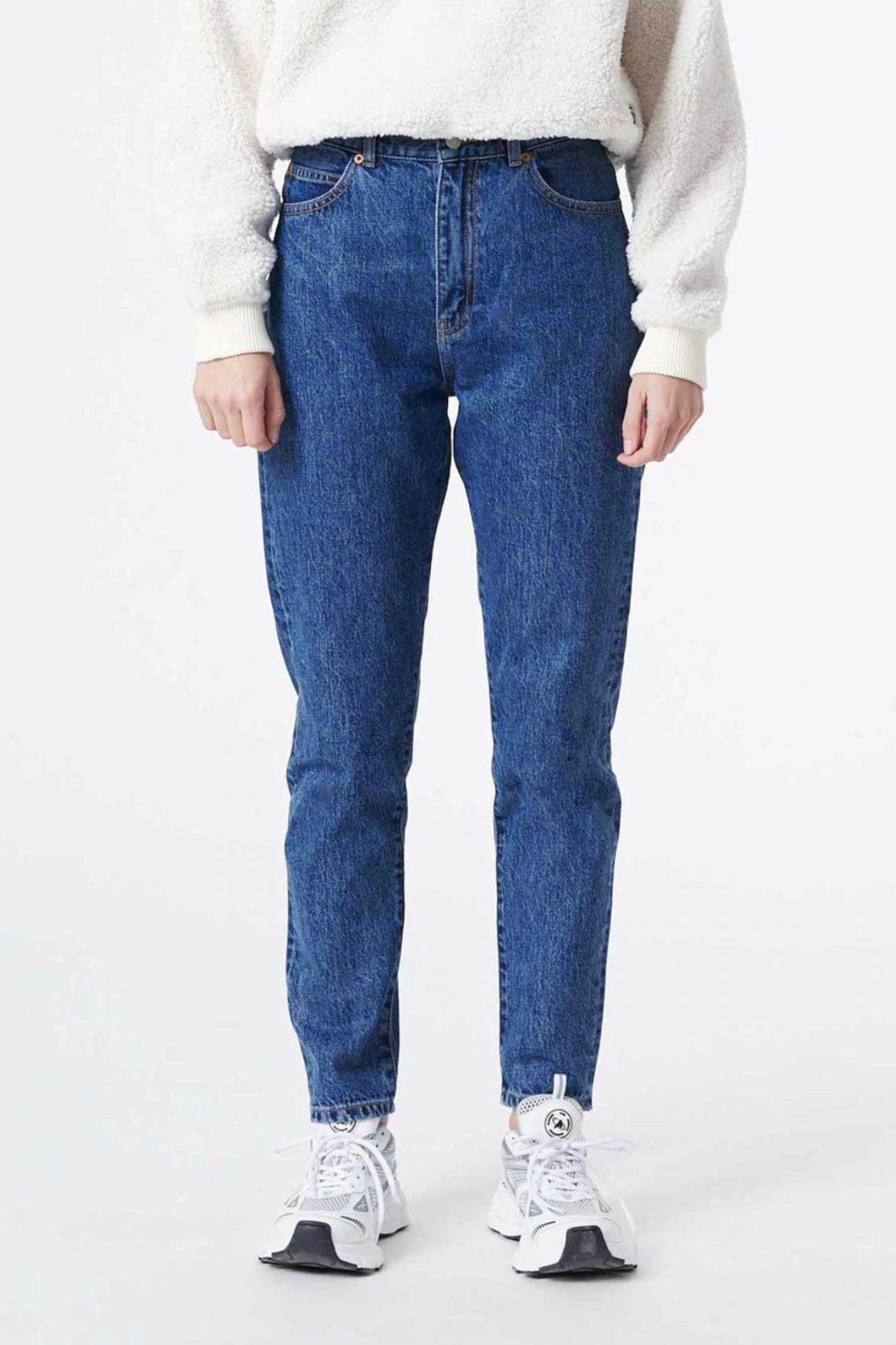 Nora Jean - Mid Retro